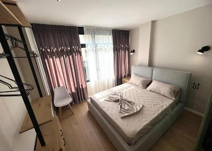 Cozy Heaven Apartment Golem (Tirana)