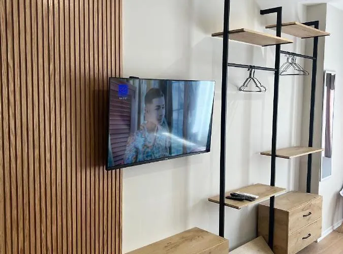 Cozy Heaven Golem (Tirana)